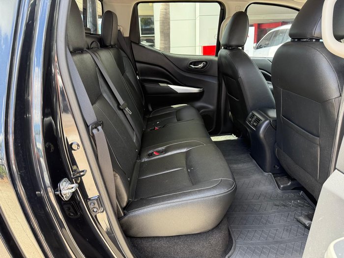 2018 Nissan Navara ST-X D23 Series 3 4X4 Dual Range Cosmic Black