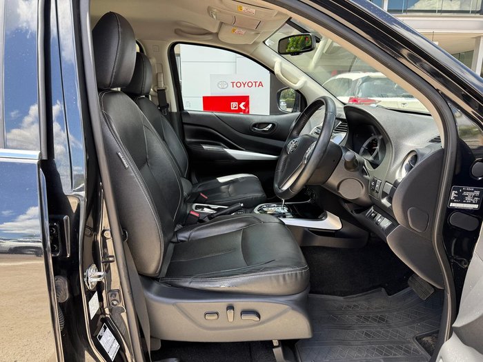 2018 Nissan Navara ST-X D23 Series 3 4X4 Dual Range Cosmic Black