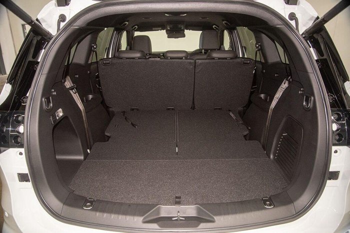 2025 Isuzu MU-X LS-T