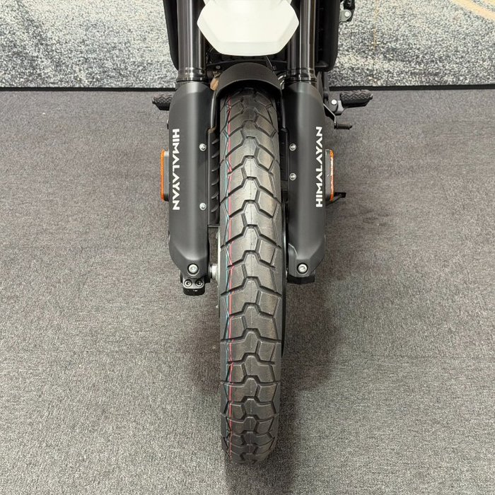 2025 Royal Enfield HIMALAYAN 450 White