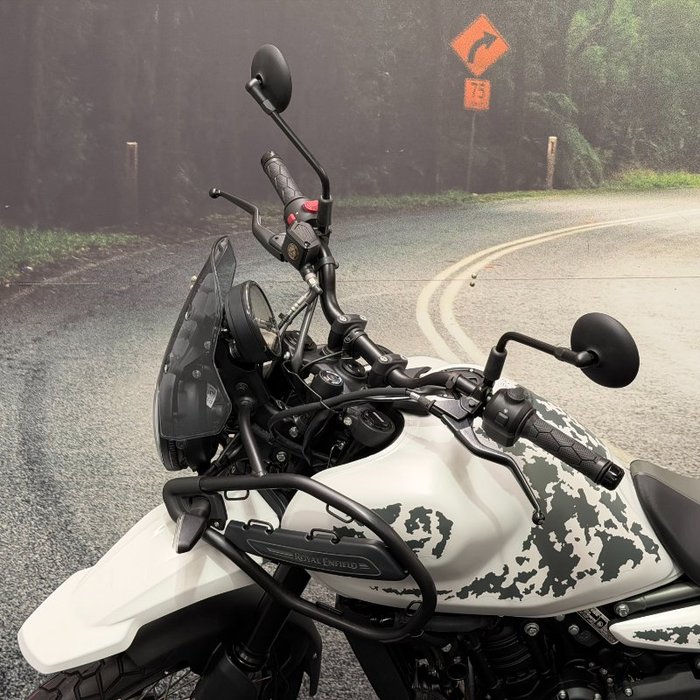 2025 Royal Enfield HIMALAYAN 450 White