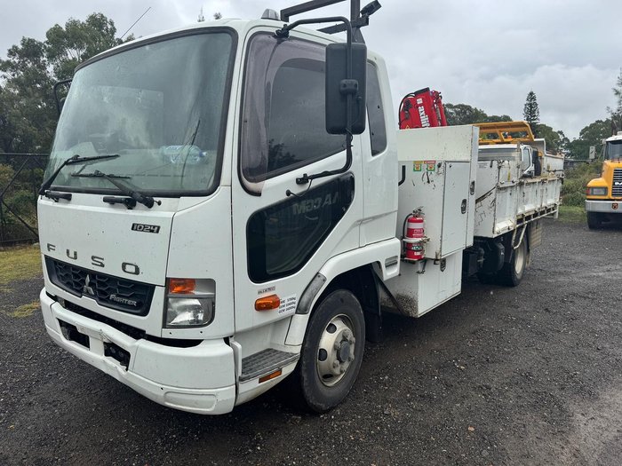 2013 Fuso Fighter 1024 1024 WHITE