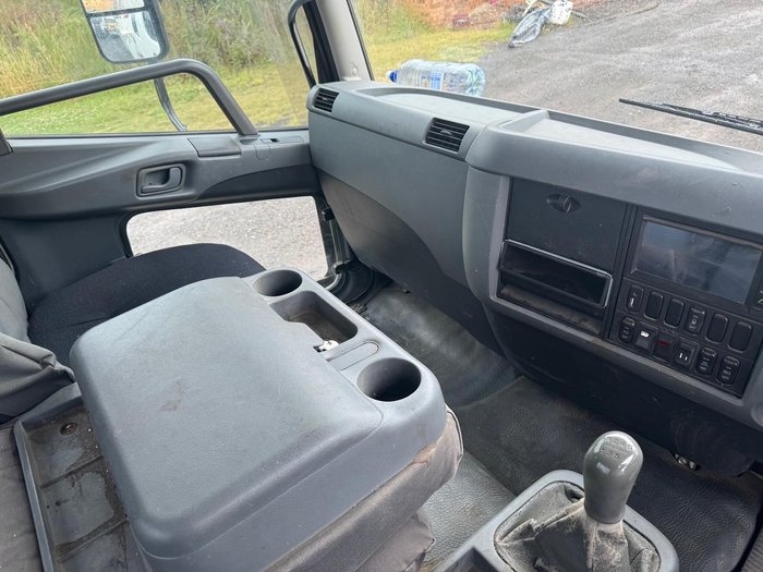 2013 Fuso Fighter 1024 1024 WHITE