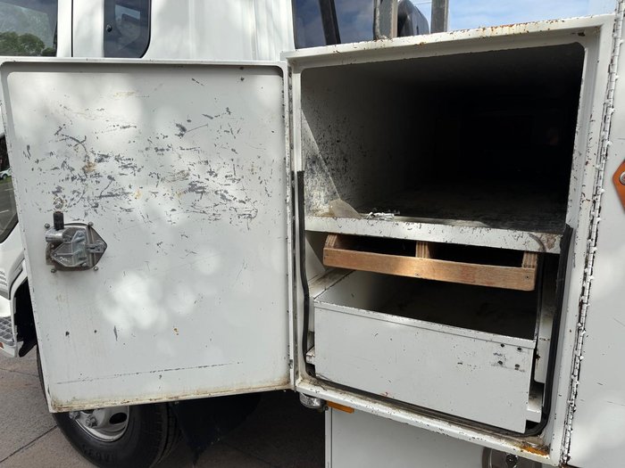 2013 Fuso Fighter 1024 1024 WHITE