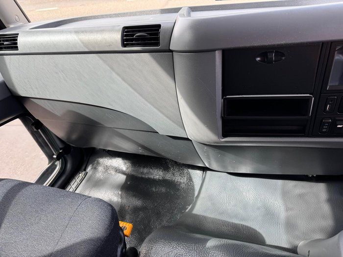 2013 Fuso Fighter 1024 1024 WHITE