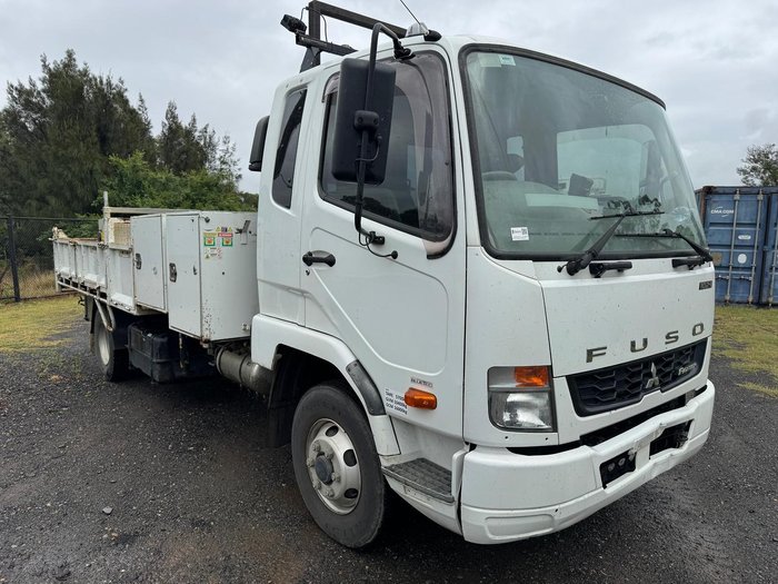 2013 Fuso Fighter 1024 1024 WHITE