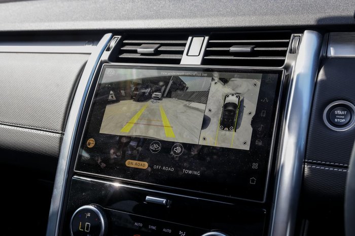 2024 Land Rover Discovery P360 Dynamic SE