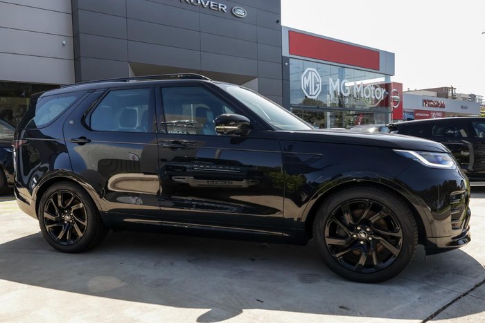 2024 Land Rover Discovery P360 Dynamic SE