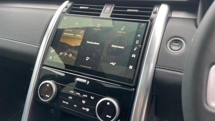 2024 Land Rover Discovery P360 Dynamic SE Series 5 MY24 4X4 Santorini Black