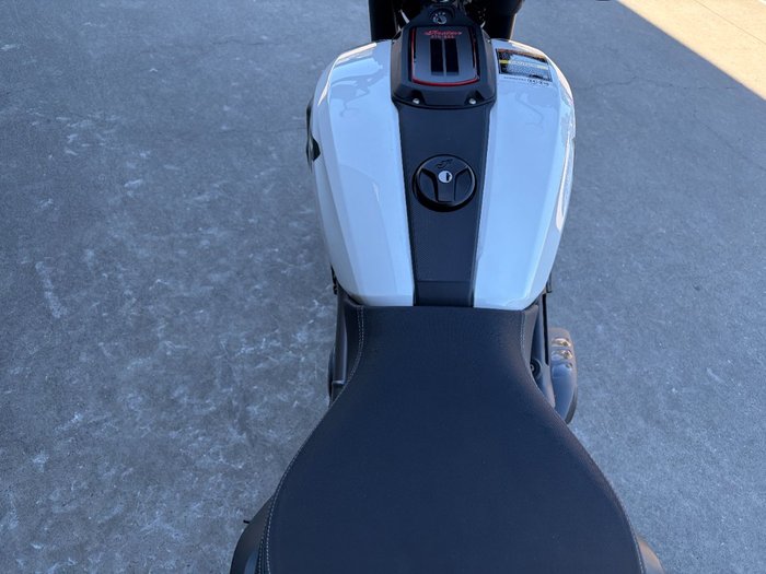 2023 Indian FTR SPORT