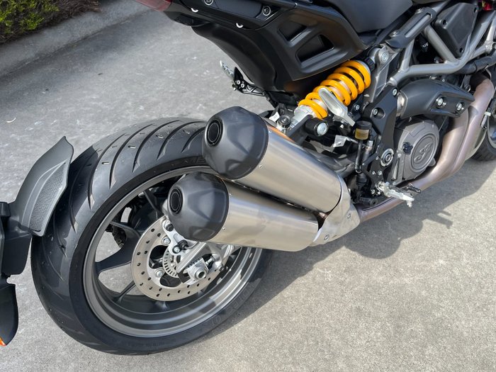 2023 Indian FTR SPORT BLACK METALLIC