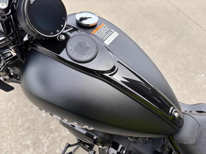 2024 Indian SPORT CHIEF Black