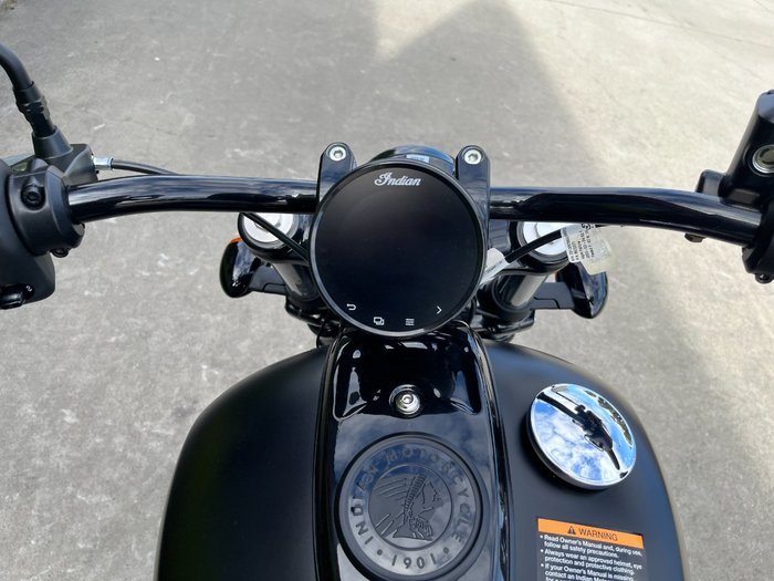 2024 Indian CHIEF DARK HORSE Black