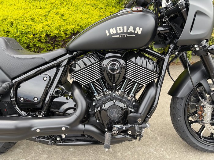 2024 Indian SPORT CHIEF Black
