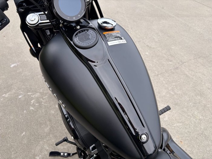 2024 Indian SPORT CHIEF Black
