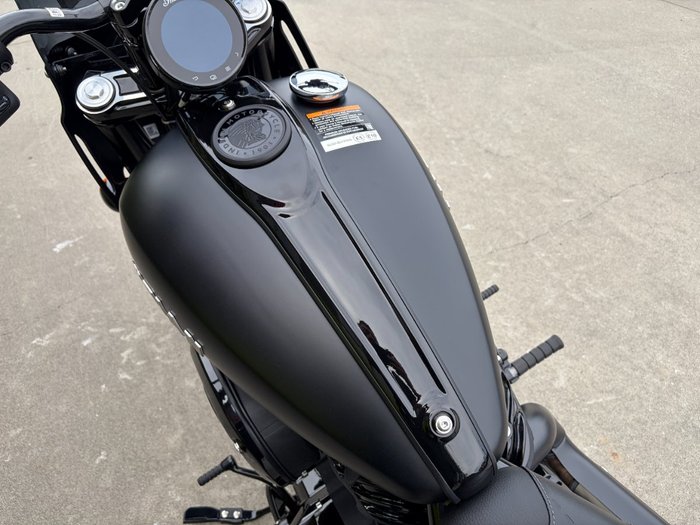 2024 Indian SPORT CHIEF Black