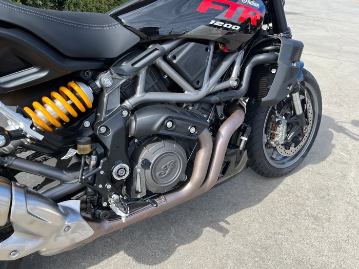 2023 Indian FTR SPORT ONYX BLACK RED