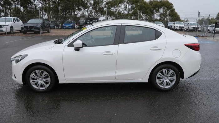 2015 Mazda 2 Neo DL Series Snowflake White Pearl