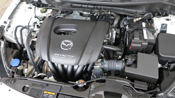 2015 Mazda 2 Neo DL Series Snowflake White Pearl