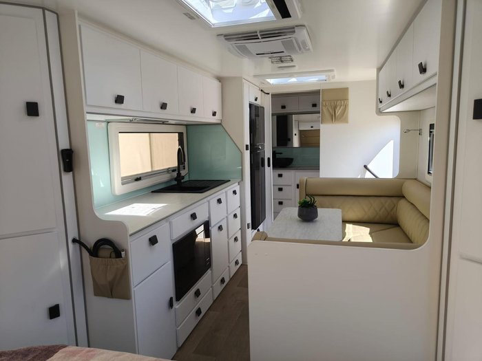 2025 JB Caravans Dirt Road Xtreme 21' Rear Door Club Lounge