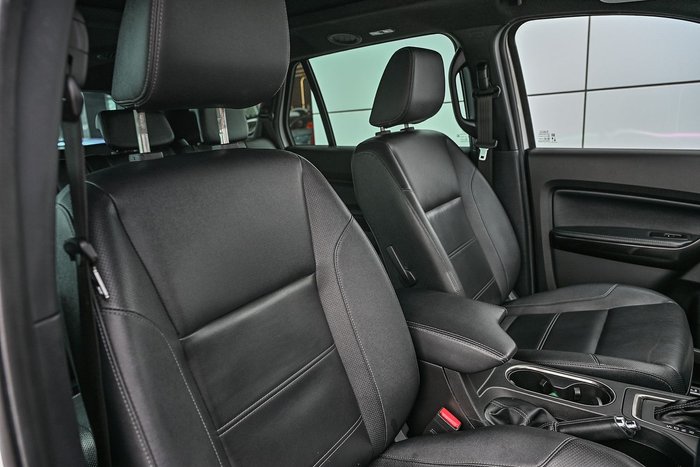 2022 Ford Everest Titanium