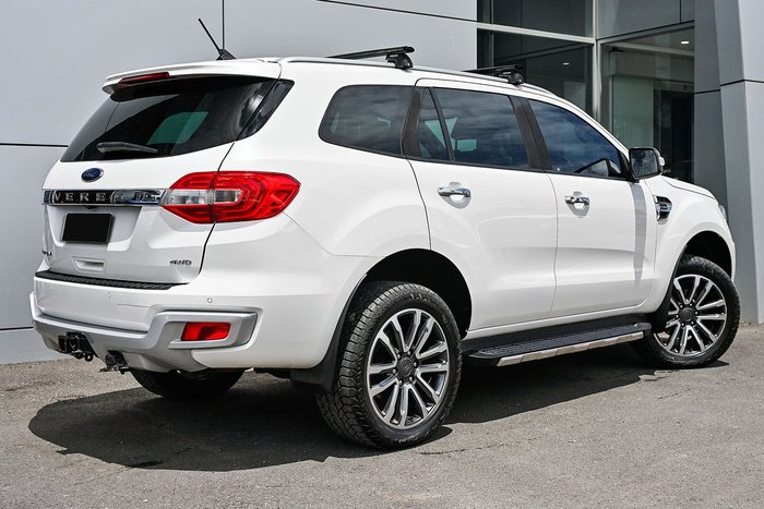 2022 Ford Everest Titanium