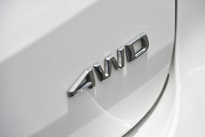 2022 Ford Everest Titanium