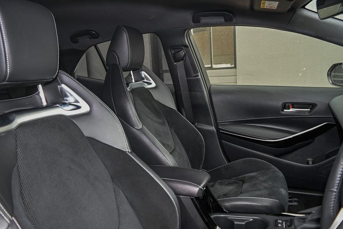 2020 Toyota Corolla ZR Hybrid