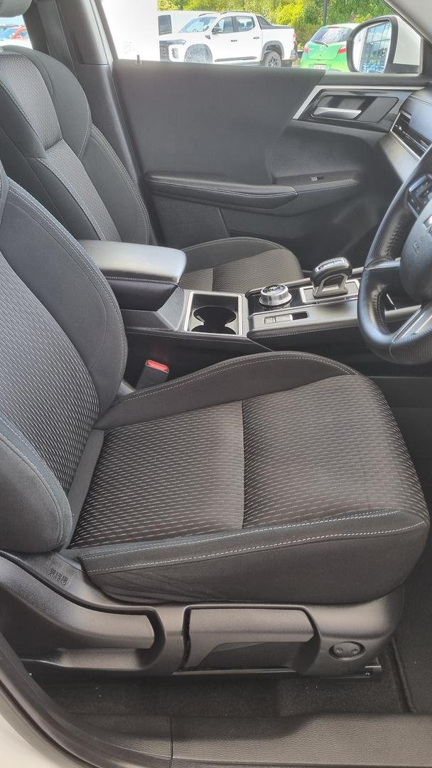 2022 Mitsubishi Outlander LS