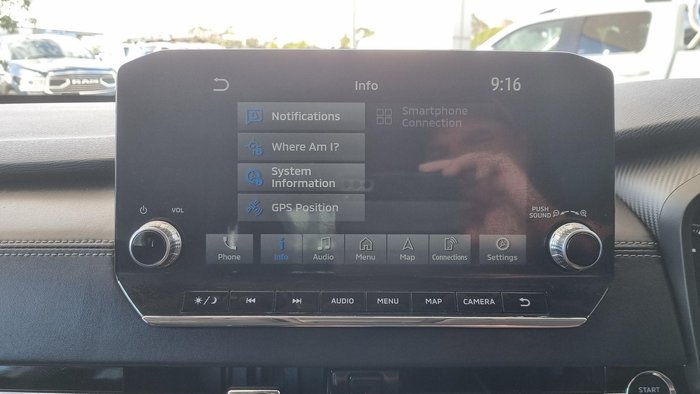 2022 Mitsubishi Outlander LS