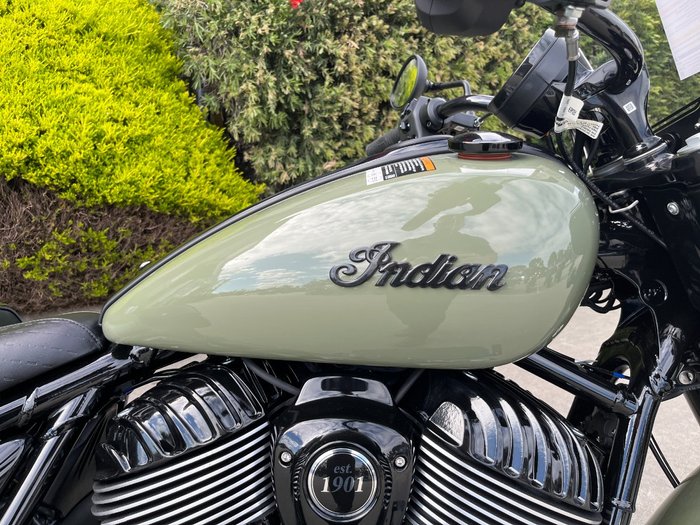 2025 Indian SUPER CHIEF DARK HORSE Green