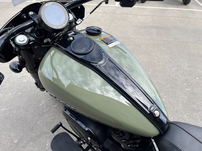 2025 Indian SUPER CHIEF DARK HORSE Green