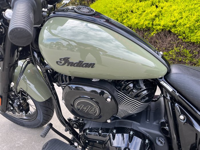 2025 Indian SUPER CHIEF DARK HORSE Green