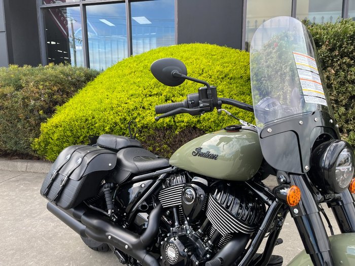 2025 Indian SUPER CHIEF DARK HORSE Green