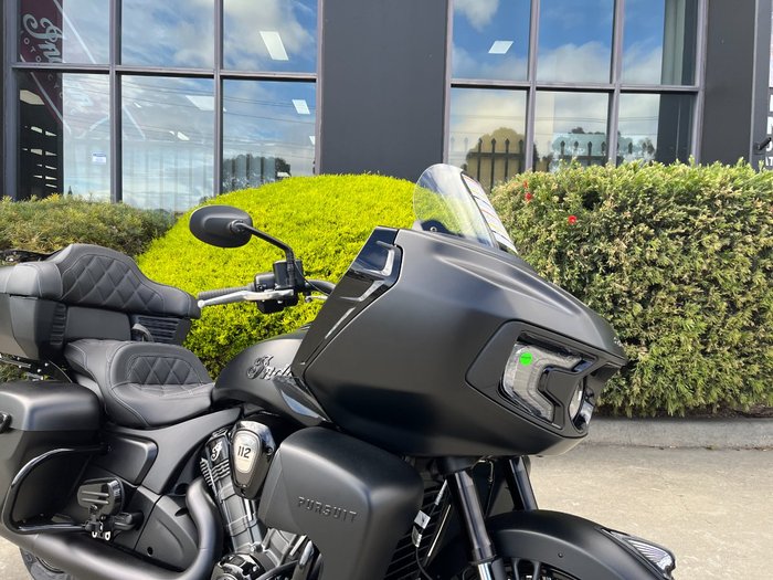 2025 Indian PURSUIT DARK HORSE PREMIUM Black
