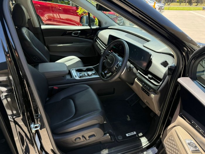 2024 Kia Carnival GT-Line HEV