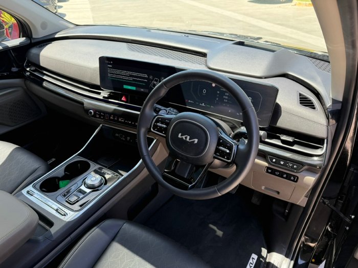 2024 Kia Carnival GT-Line HEV