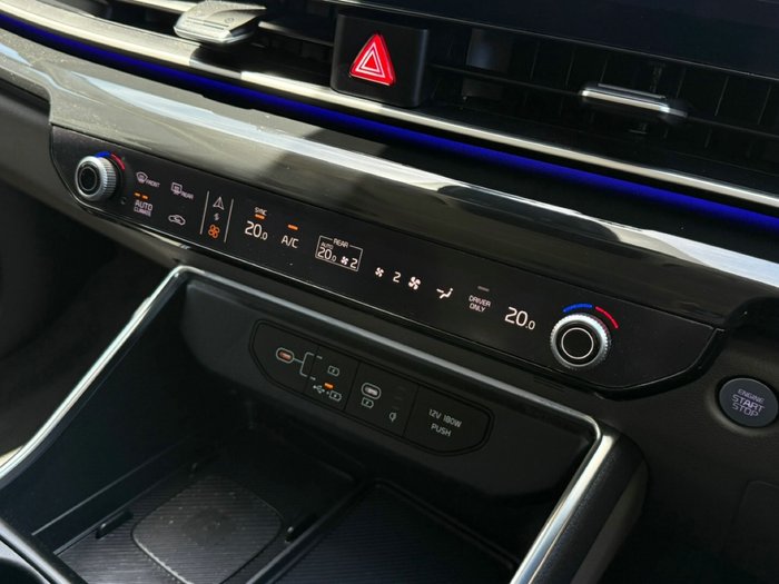 2024 Kia Carnival GT-Line HEV