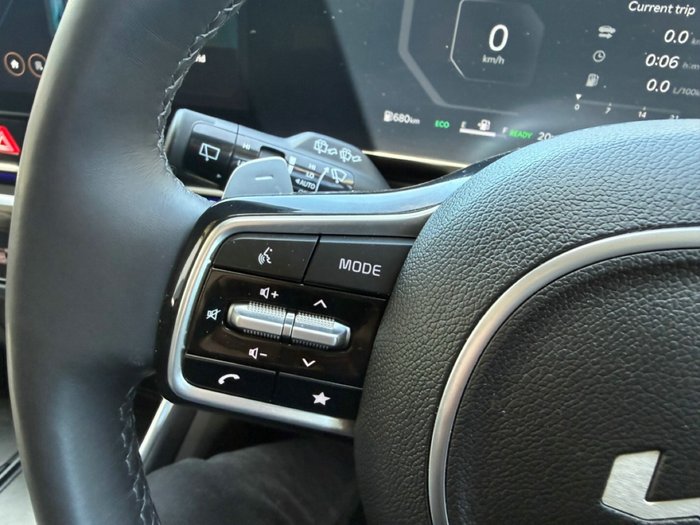 2024 Kia Carnival GT-Line HEV