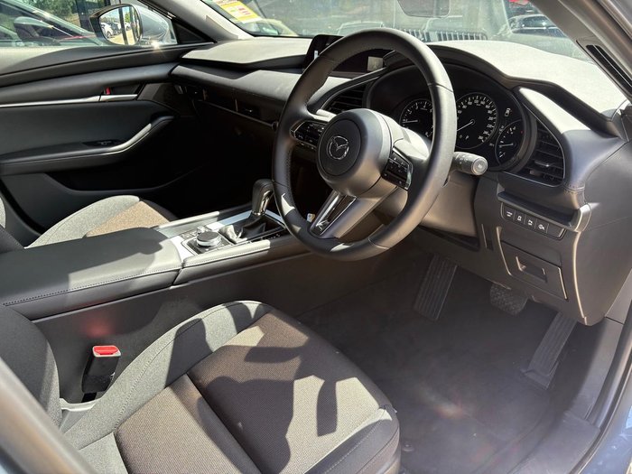 2025 Mazda 3 G20 Pure