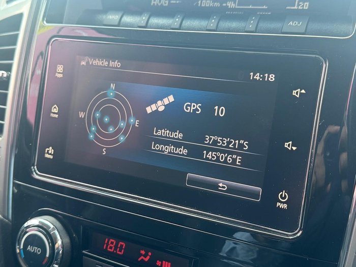 2016 Mitsubishi Pajero GLS