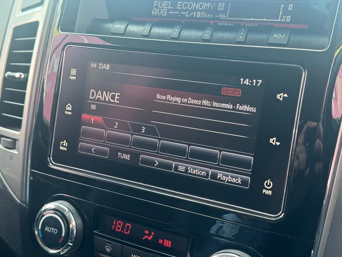 2016 Mitsubishi Pajero GLS