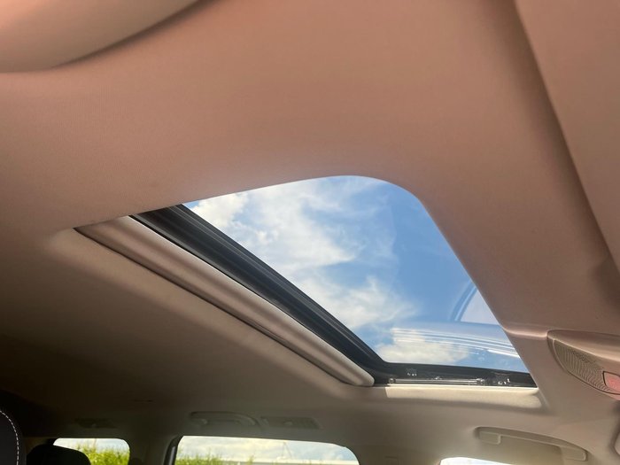 2024 LDV D90 Executive