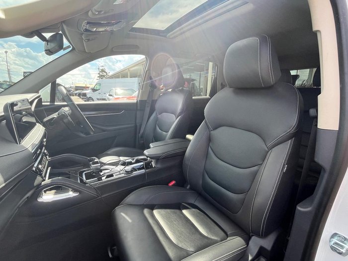 2024 LDV D90 Executive