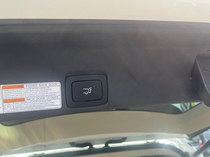 2024 LDV D90 Executive