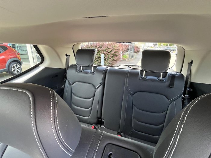 2024 LDV D90 Executive