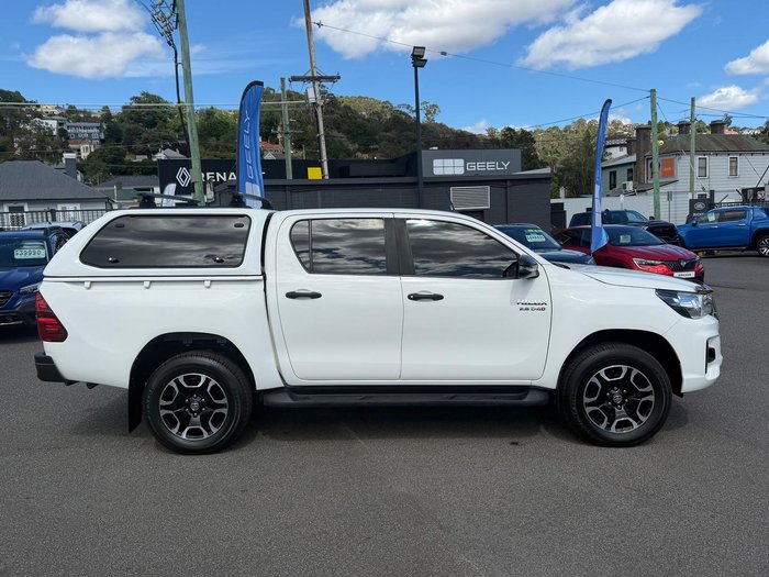 2020 Toyota Hilux SR