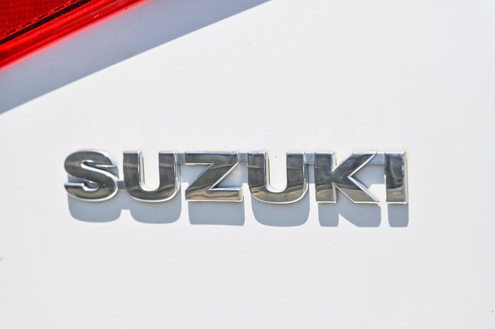 2016 Suzuki Vitara RT-S LY Cool White