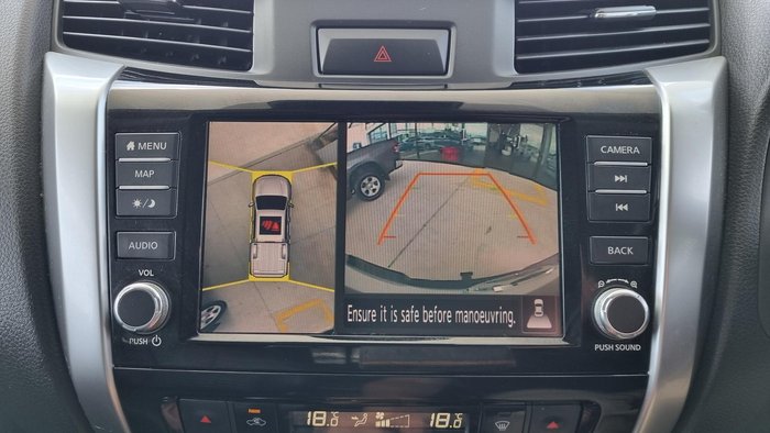 2021 Nissan Navara ST-X