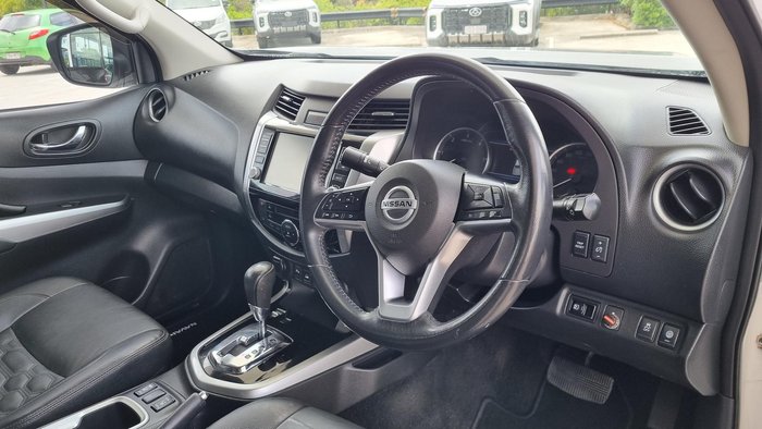 2021 Nissan Navara ST-X